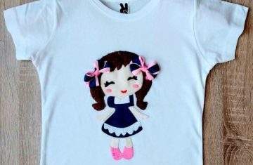Camiseta personalizada niña lazos hecha a mano