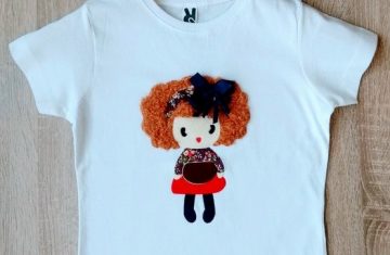 Camiseta customizada niña hecha a mano