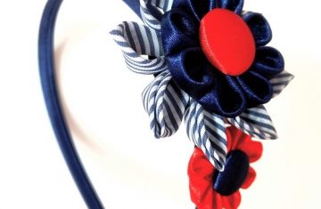 Diadema kanzashi doble flor marino hecha a mano