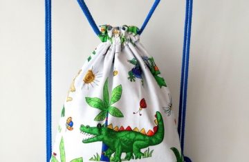 Mochila reversible animales selva hecha a mano