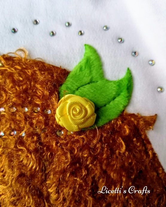 flor hecha a mano para muñeca