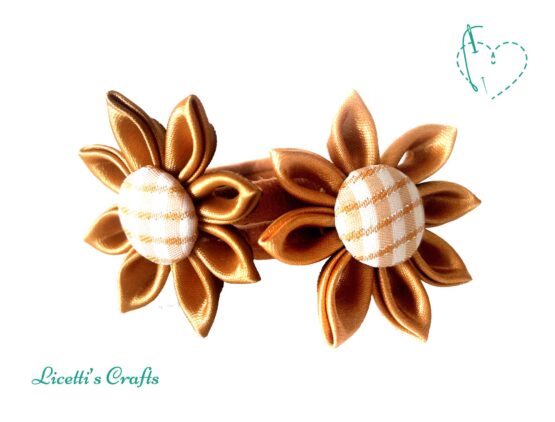 pareja gomas cabello color dorado