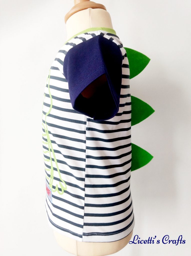 Detalle costado camiseta algodón pima con púas de cocodrilo