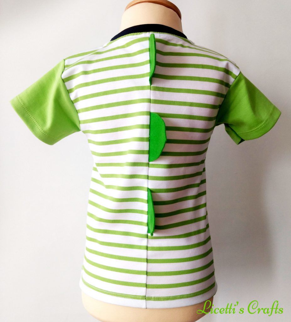 Detalle espalda camiseta algodón pima con púas de cocodrilo