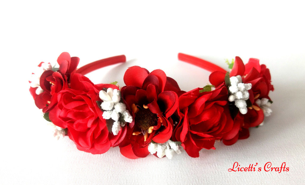 Diadema floral ceremonia roja pistilos blancos - Imagen 3