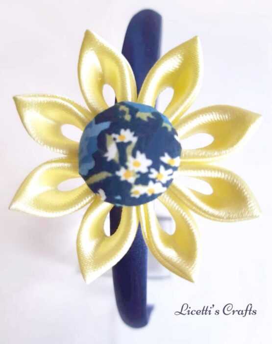 Diadema infantil "Pétalos amarillos botón margaritas" - Imagen 2