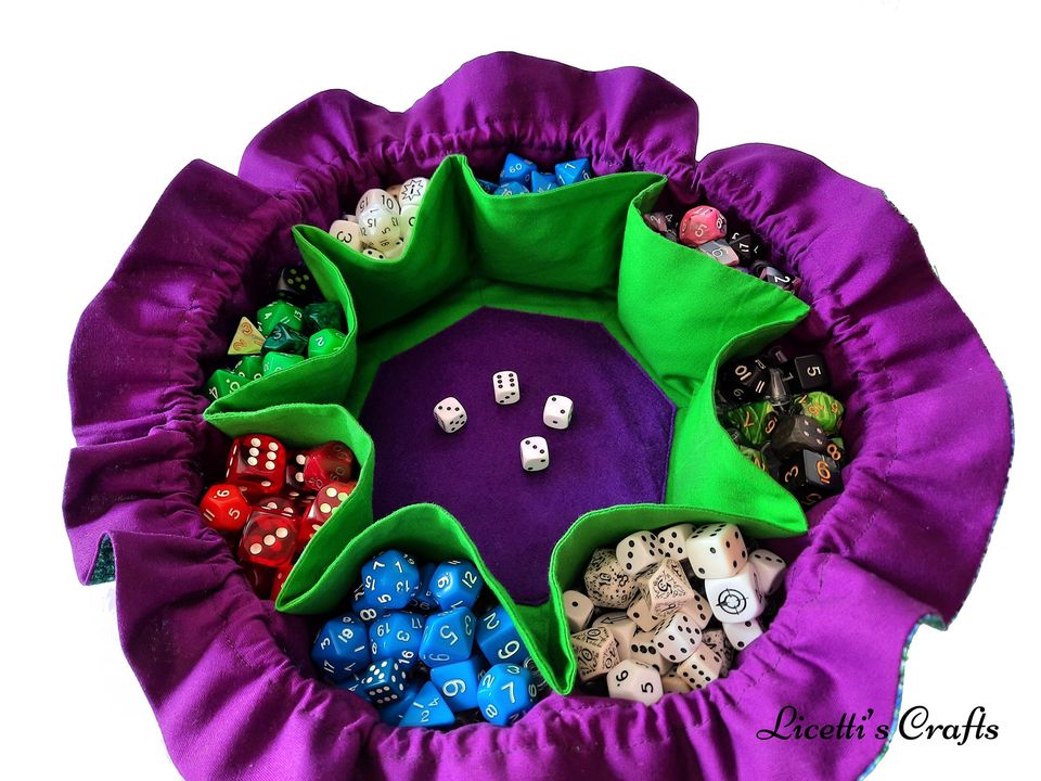 saco de dados gigante con bandeja escamas dragon