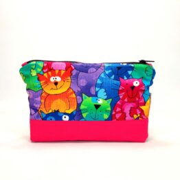 Estuche grande gatos multicolor fucsia