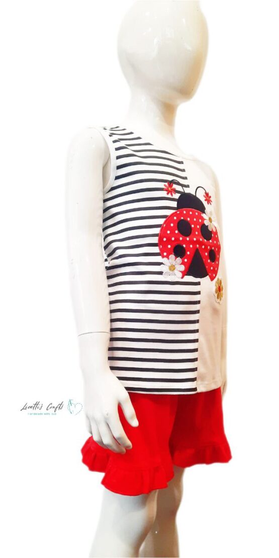 conjunto camiseta mariquita bordada