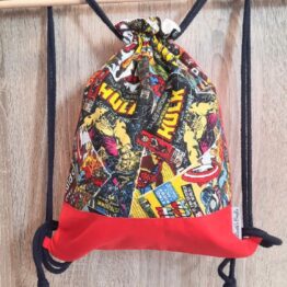 mochila cuerdas portadas comics marvel
