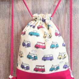 mochila cuerdas snoopy furgonetas fucsia