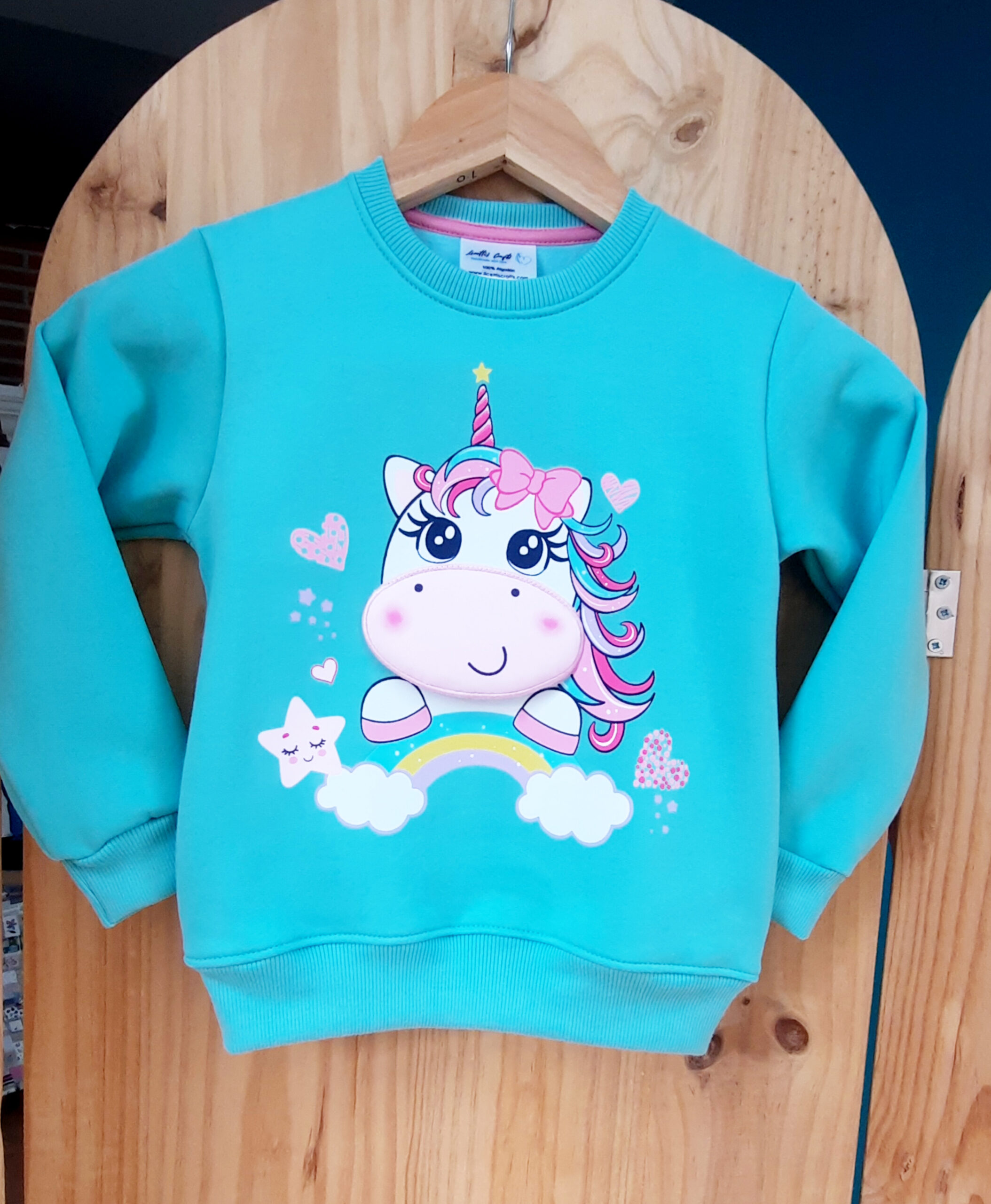 Sudadera verde menta "Unicornio con boca" - Imagen 3