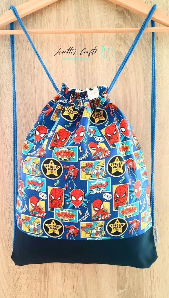 mochila saco spiderman niño personalizada frontal con cordones ajustables