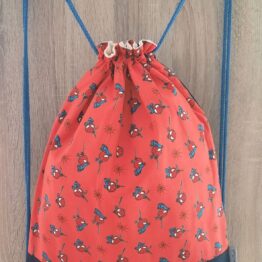 Mochila Spiderman hecha a mano en algodón americano tipo saco